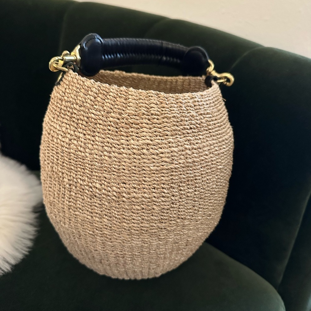 Clare V Beige Woven Bucket Hobo with Black Handle and Gold Hardware - Picture 5 of 11